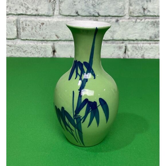 Vintage Rubens Original Art Pottery Hand Painted Green Ceramic 6" Asian Bud Vase - Picture 1 of 11